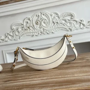 Chloe Women Banana Cross-body Bag in Grained Calfskin-White