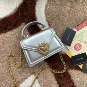 Dolce Gabbana D&G Women Medium Devotion Bag in Mordore Nappa Leather-SilverDolce Gabbana D&G Women Medium Devotion Bag in Mordore Nappa Leather-Silver