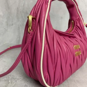 Fendi Women Wander Matelassé Nappa Leather Bag-Pink/White