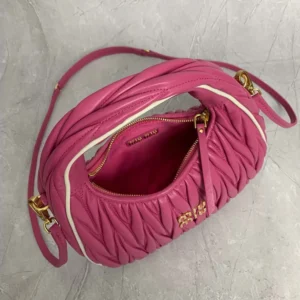 Fendi Women Wander Matelassé Nappa Leather Bag-Pink/White