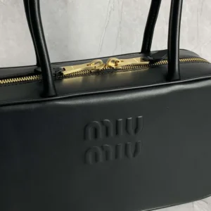 Miu Miu Women Beau Leather Top-handle Bag-Black 5BB172