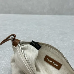 Miu Miu Women IVY Raffia-Effect and Linen Bag 5BG231