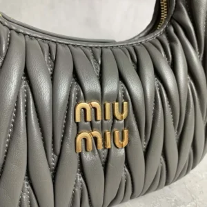 Miu Miu Women Wander matelassé nappa leather bag-Gray/White