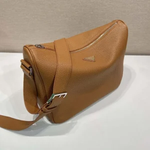 Prada Unisex Leather Shoulder Bag-Brown 2VH182