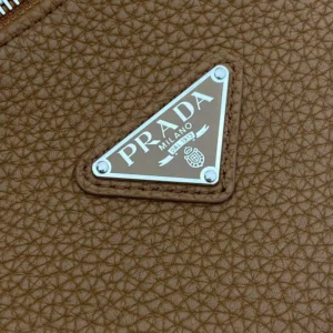 Prada Unisex Leather Shoulder Bag-Brown 2VH182