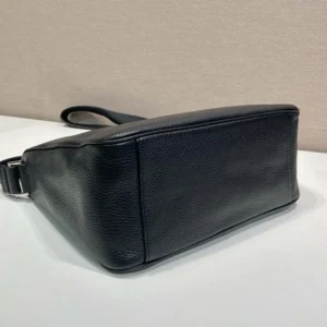 Prada Unisex Medium Leather Shoulder Bag-Black 2VH182