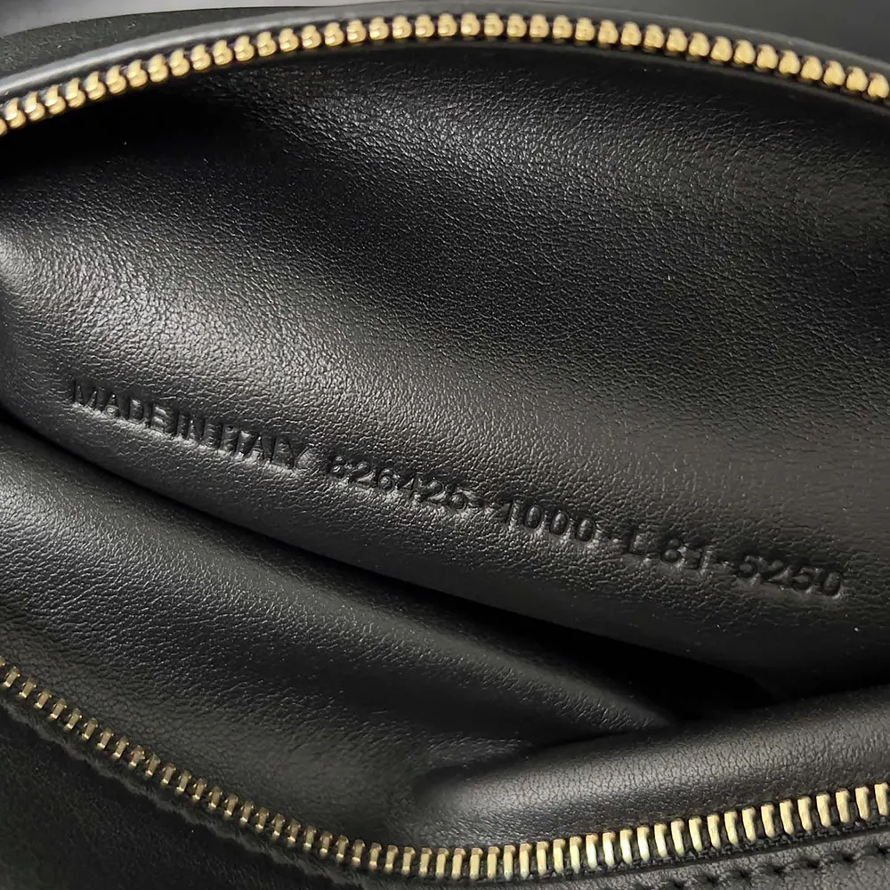 Prada Women Carrie Bowling Bag Medium in Black Calfskin 9 Chloe Women Large Horse Medal basket bag in Natural Fibers-