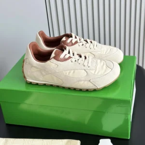 Bottega Veneta Unisex Orbit Flash Sneaker-Beige 838384V3M