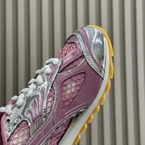 Bottega Veneta Unisex Orbit Sneaker-Pink 741357V2X406151