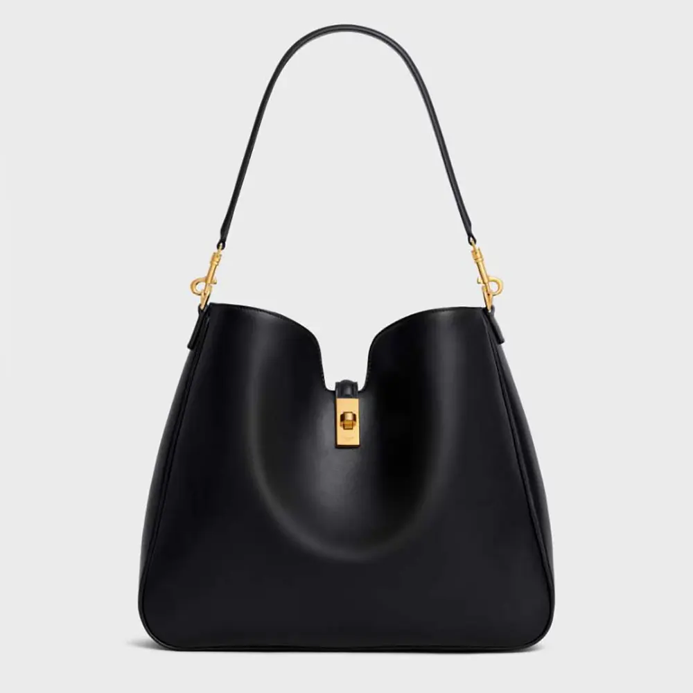  How to Choose a Work Bag: Practical + Stylish Is the Key 