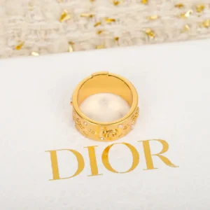 Dior Women Céleste Ring Gold-Finish Metal with White Resin Pearls and Silver-Tone Crystals