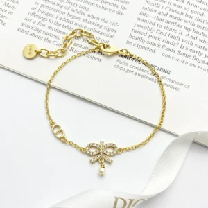 Dior Women Le Nœud de Dior Necklace Gold-Finish Metal with White Resin Pearl and Silver-Tone Crystals