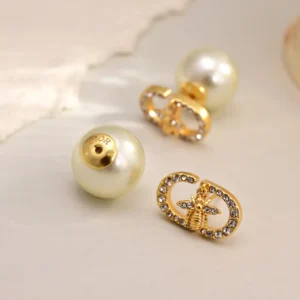Dior Women Tribales Earrings Gold-Finish Metal with White Resin Pearls E3839WOMCY