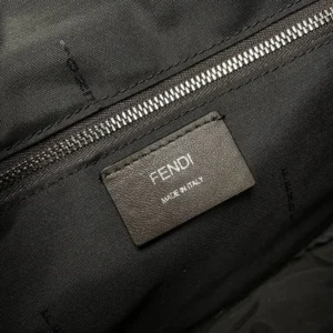 Fendi Men Diagonal Belt Bag Leather-White