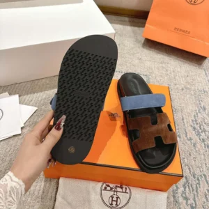 Hermes Unisex Chypre sandal-Blue/Brown H222856ZHME390Hermes Unisex Chypre sandal-Blue/Brown H222856ZHME390