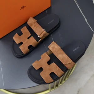 Hermes Unisex Chypre sandal-Brown H222856ZHE5415