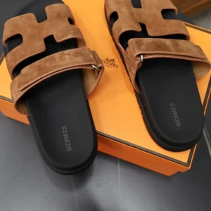 Hermes Unisex Chypre sandal-Brown H222856ZHE5415