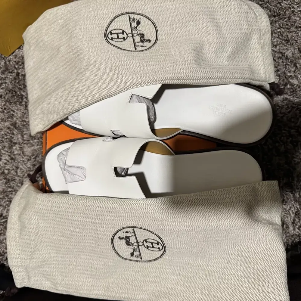 Hermes Unisex Izmir Sandal-White H041141ZH02390 5 Hermes Unisex Izmir Sandal-White H041141ZH02390