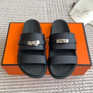 Hermes Unisex Jackson Sandal-Black H252942Z