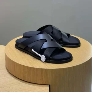 Hermes Unisex Kazimir Sandal-Black H251975Z