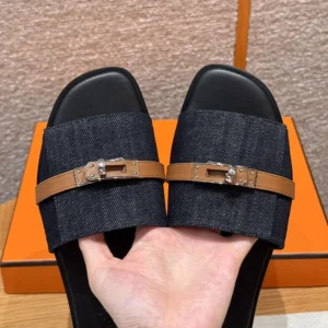 Hermes Women Giulia Sandal-Navy H251030Z