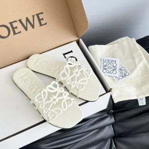 Loewe Women Petal Anagram Slide in Soft Calfskin-White