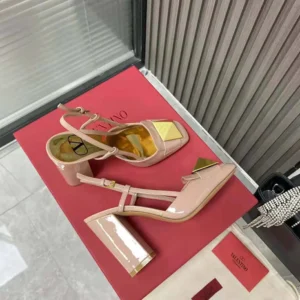 Valentino Women One Stud Patent Leather Slingback Pump 100mm-Sandy