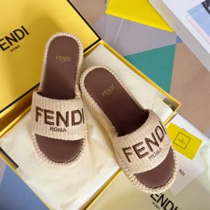 Fendi Women Fendi Sunshine BeigeBrown Raffia Flatform Slides