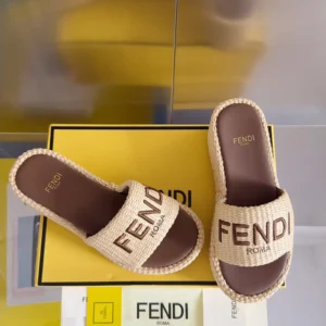 Fendi Women Fendi Sunshine BeigeBrown Raffia Flatform Slides