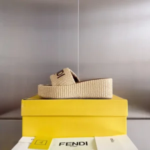 Fendi Women Fendi Sunshine BeigeBrown Raffia Flatform Slides