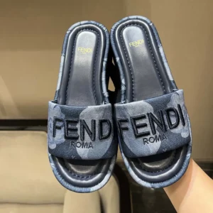 Fendi Women Sunshine Blue Denim Flatform Slides 8R8515AU