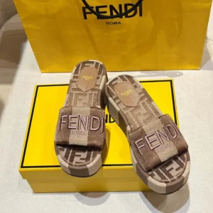 Fendi Women Sunshine Dove Gray Denim-effect Jacquard Flatform Slides