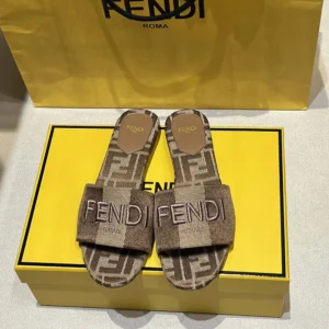 Fendi Women Sunshine Dove Gray Denim-effect Jacquard Slides