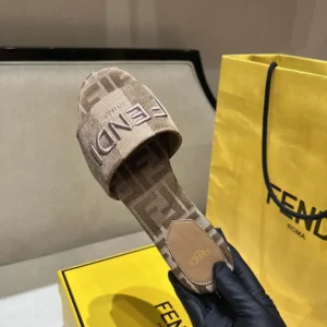 Fendi Women Sunshine Dove Gray Denim-effect Jacquard Slides