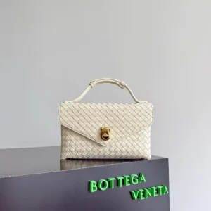 Bottega Veneta Women Knot Lock in Intrecciato Piccolo Leather-White