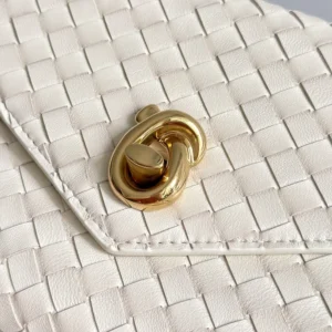 Bottega Veneta Women Knot Lock in Intrecciato Piccolo Leather-White