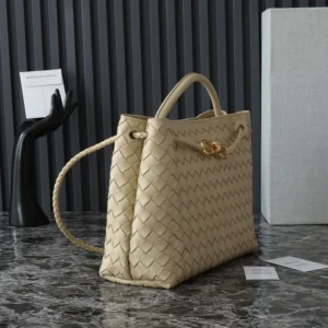 Bottega Veneta Women Medium Andiamo in Supple Intrecciato Leather-Beige