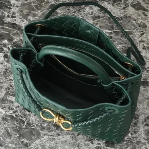 Bottega Veneta Women Medium Andiamo in Supple Intrecciato Leather-Green