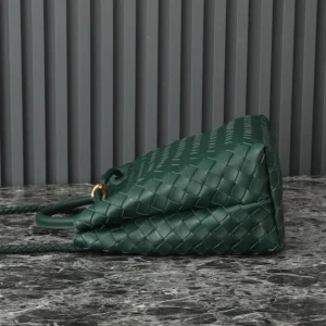 Bottega Veneta Women Medium Andiamo in Supple Intrecciato Leather-Green