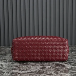 Bottega Veneta Women Medium Andiamo in Supple Intrecciato Leather-Maroon