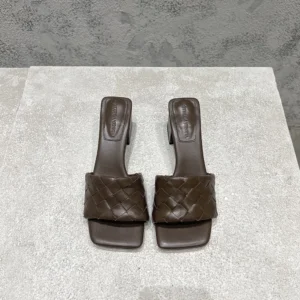Bottega Veneta Women Parco Mule-Chocolate 838098V2ED02113Bottega Veneta Women Parco Mule-Chocolate 838098V2ED02113