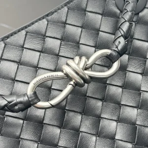 Bottega Veneta Women Small Andiamo Intrecciato Leather Top Handle Bag-Black/Silver