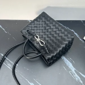 Bottega Veneta Women Small Andiamo Intrecciato Leather Top Handle Bag-Black/Silver