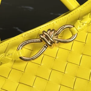 Bottega Veneta Women Small Andiamo Intrecciato Leather Top Handle Bag-Yellow