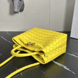 Bottega Veneta Women Small Andiamo Intrecciato Leather Top Handle Bag-Yellow
