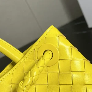 Bottega Veneta Women Small Andiamo Intrecciato Leather Top Handle Bag-Yellow