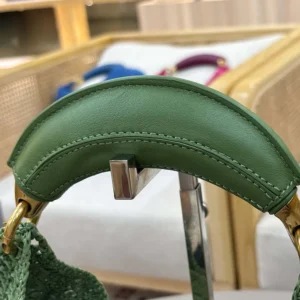 Chloe Women Summer Banana Hobo Bag In Raffia-Green