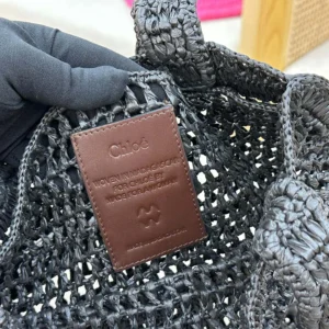 Chloe Women Summer Banana Tote Bag In Raffia-Black