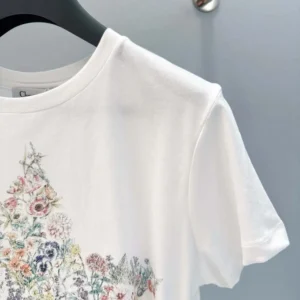 Dior Men T-Shirt White Cotton and Linen Jersey with Multicolor Dior Star Motif