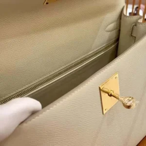 Hermes Women Kelly Bag 25 Epsom Leather-White